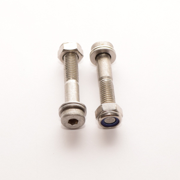 Šroubové osičky 8x45